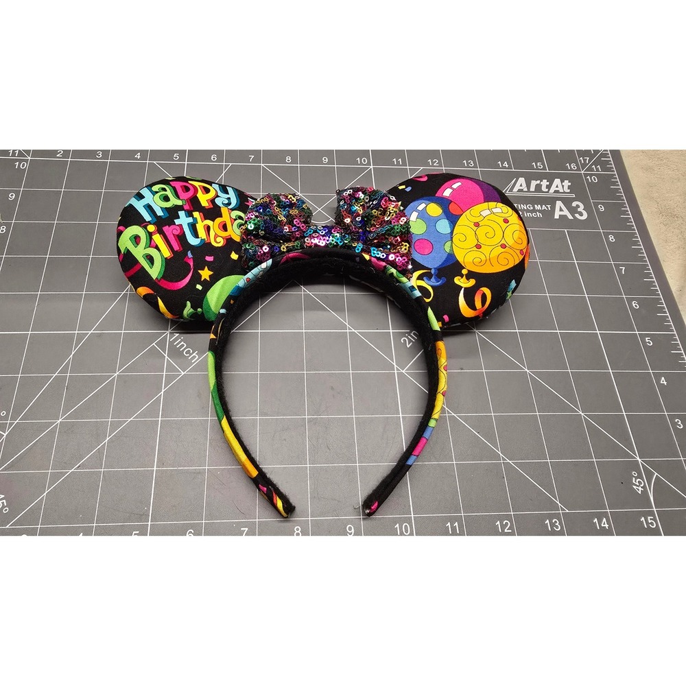 Disney Parks Minnie Mouse Happy Birthday Sequin Bow Ear Headband Black Multi